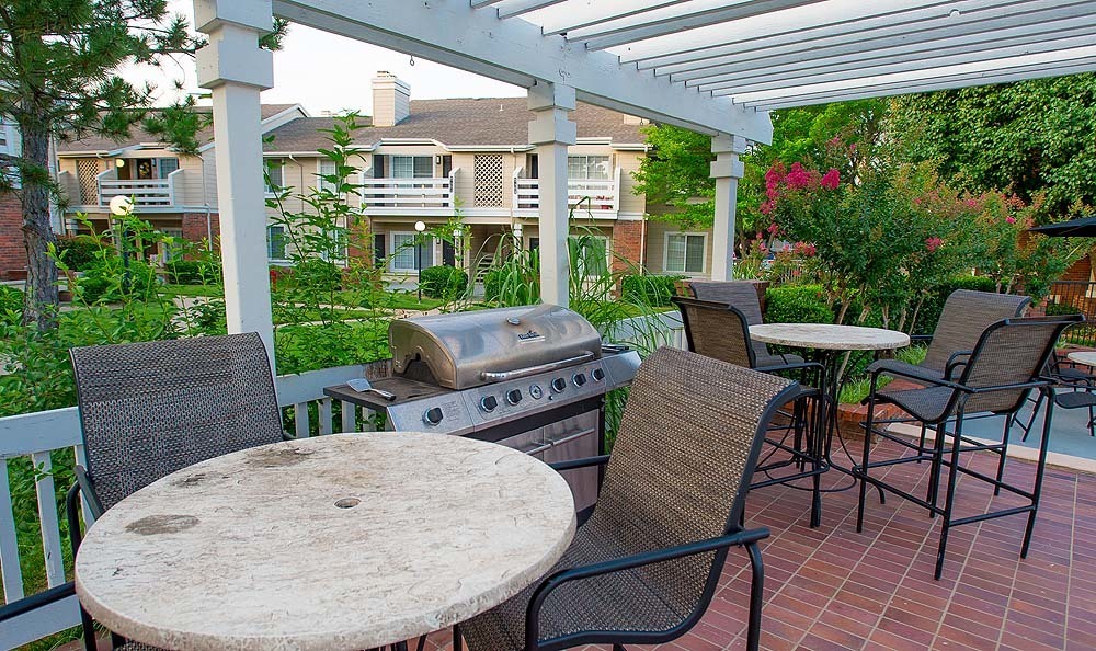 The Courtyards of Tulsa Image 6