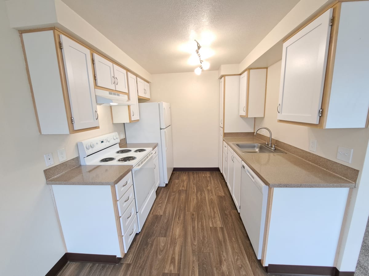 Park Avenue Village Image 5