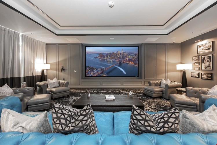 Camden Central Image 12