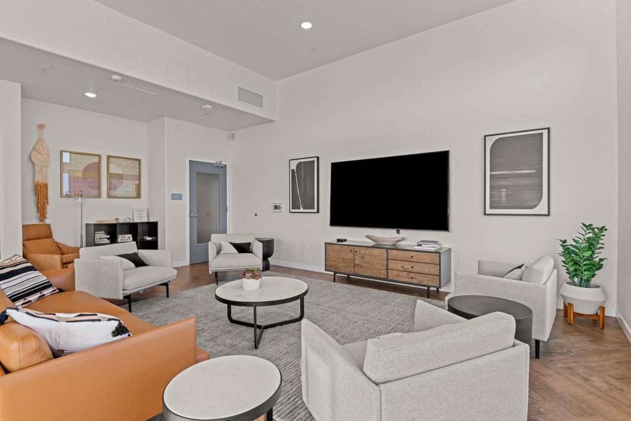 Meritage West Image 16