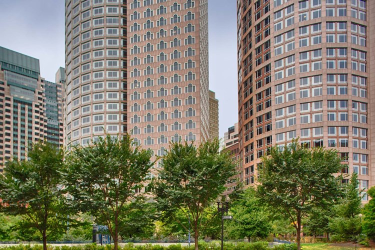 Enjoy a short, 5-minute bike ride to the Financial District