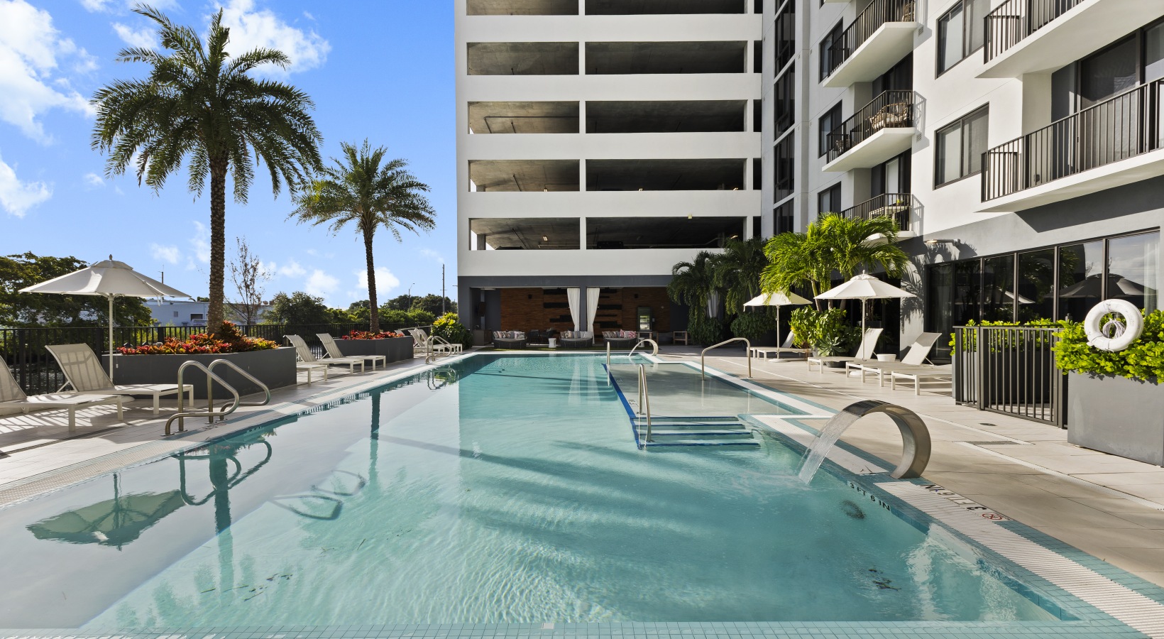 Oasis Pointe Image 1