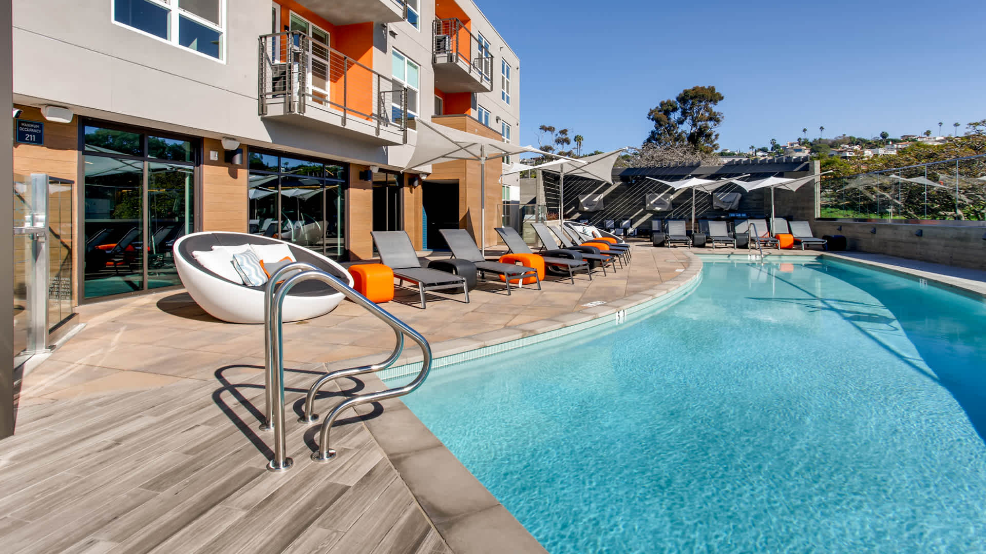 Mara Pacific Beach  Image 26