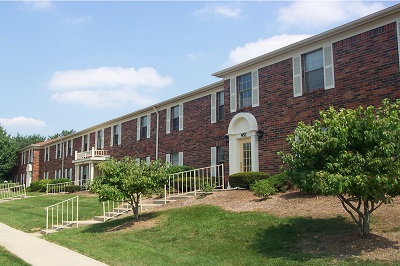 Hillside Court Image 1