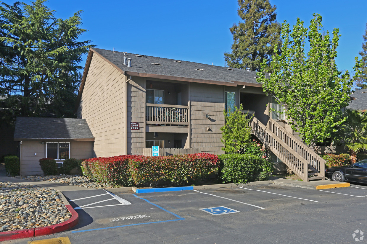 Walnut Village Apartments