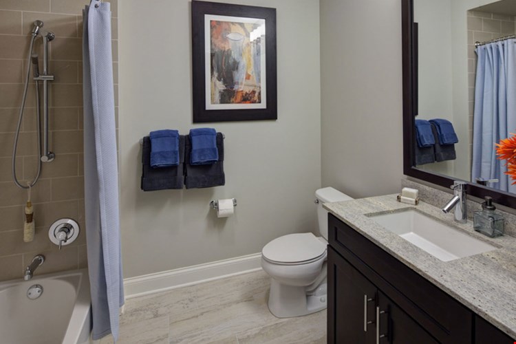 AMLI River North Image 31