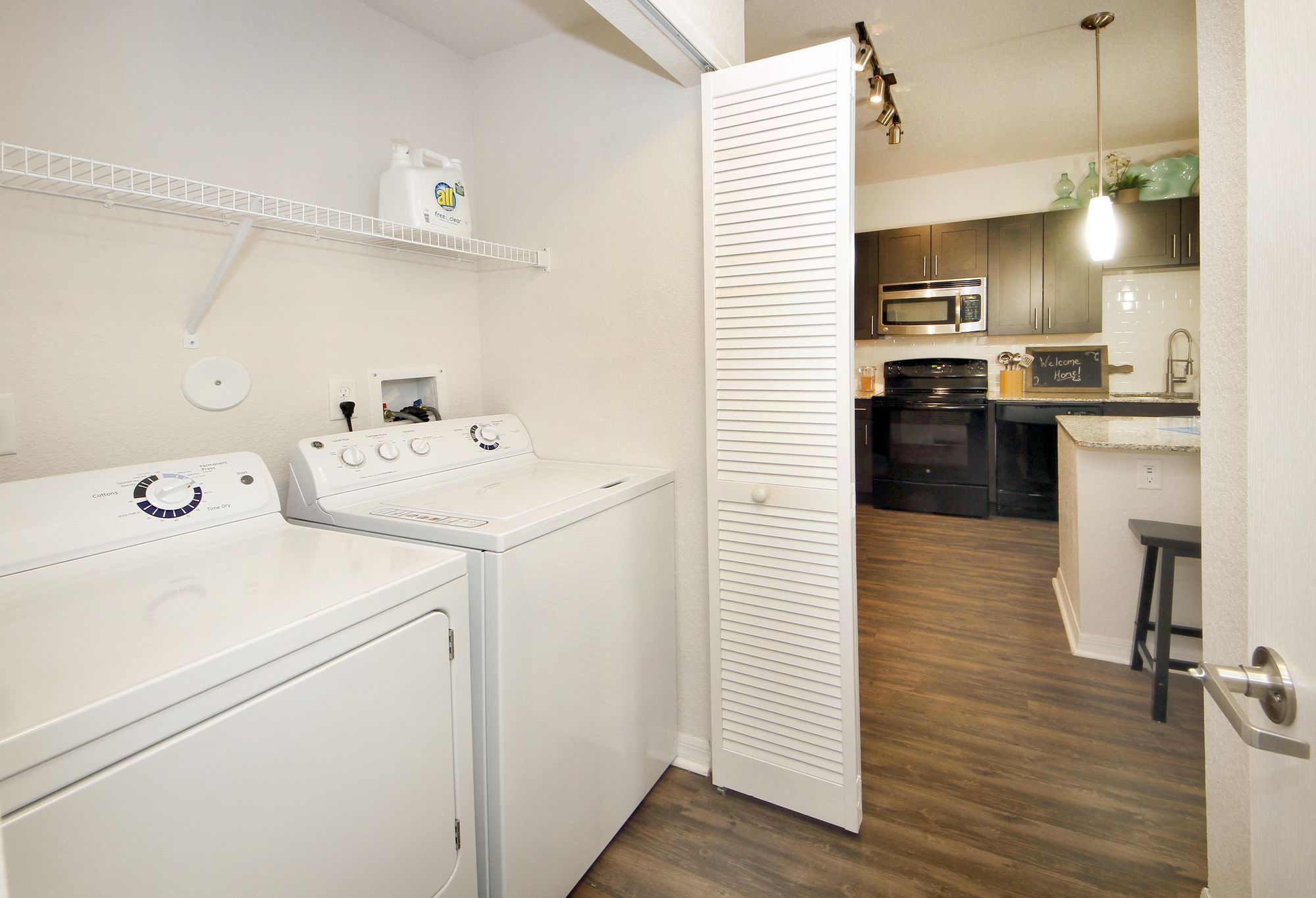 Barcelona Jupiter Image 9