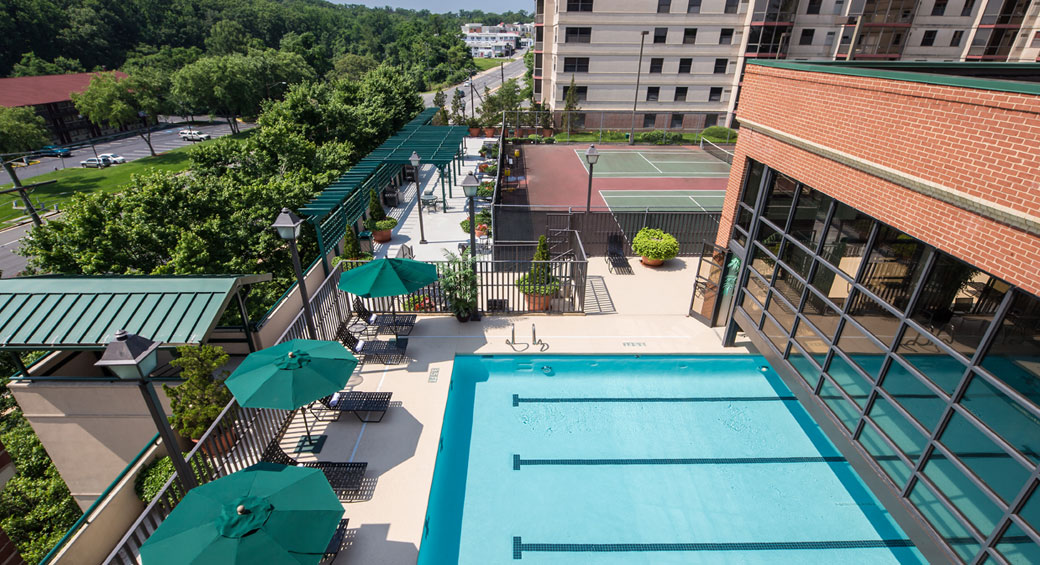 Pool|Tennis Court | BBQ Area