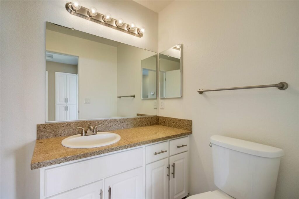 Copperwood Apartments Image 7