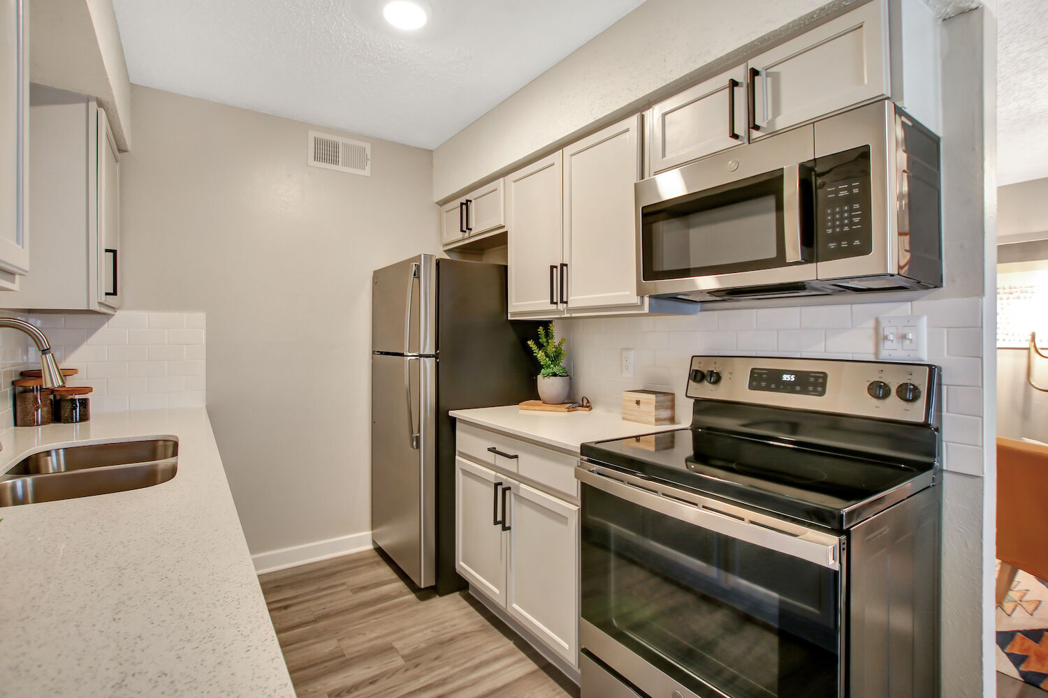 Lockhart Apartment Homes Image 10