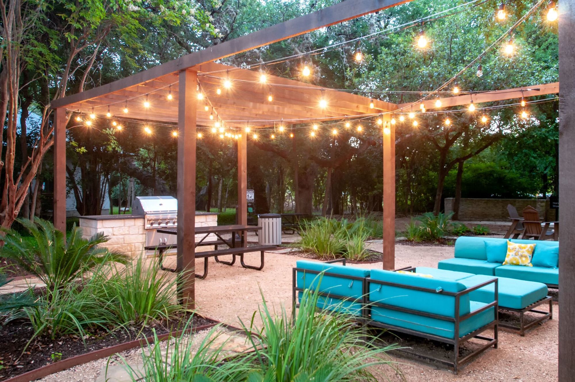 The Niche Apartments Image 7