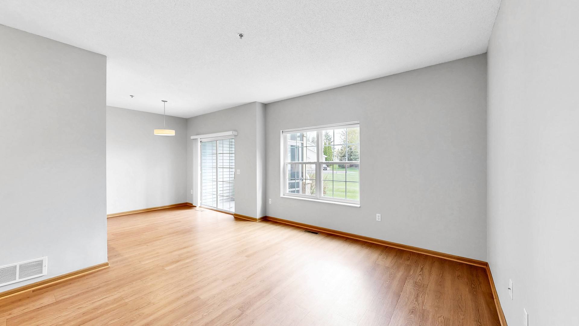 Cedar Pointe Townhomes Image 74