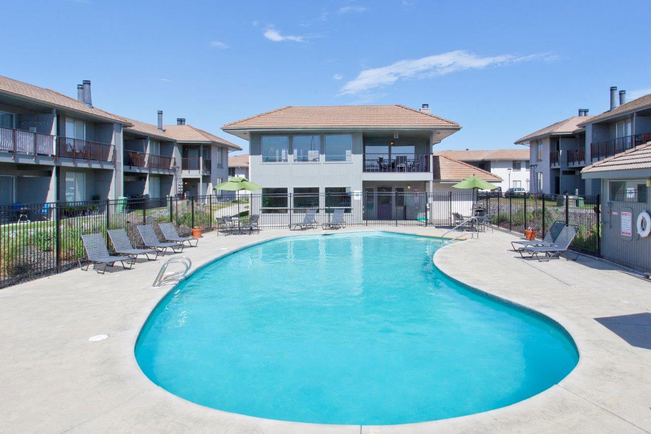 Evergreen Ridge Apartments Image 17