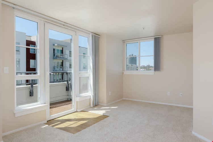 Market Street Village Image 14