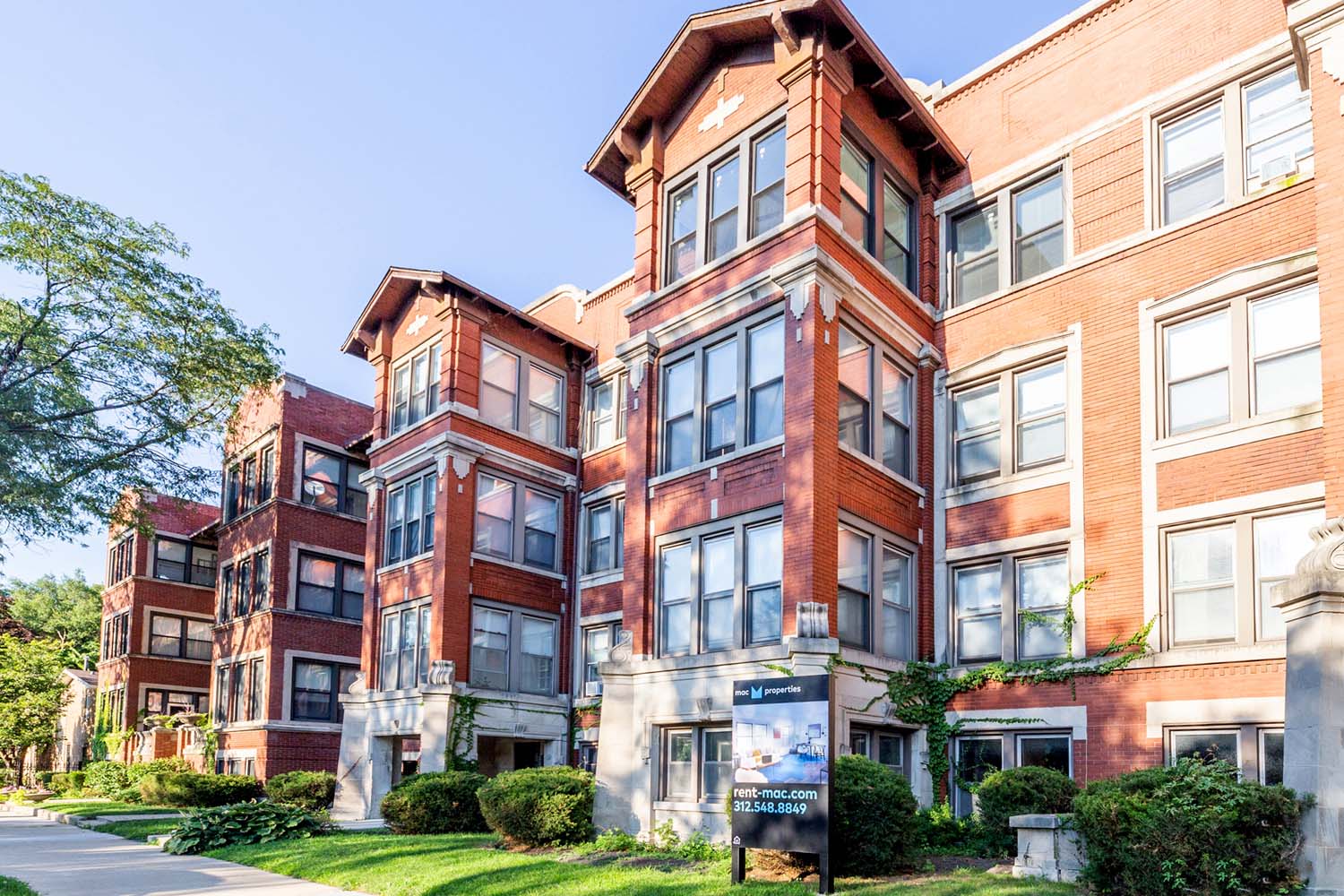 5049 S Drexel Boulevard Image 1