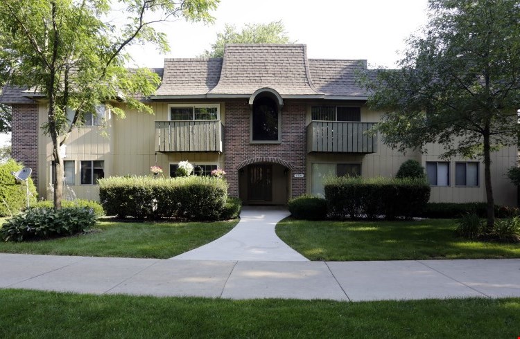 Courts of the Falling Waters Image 2