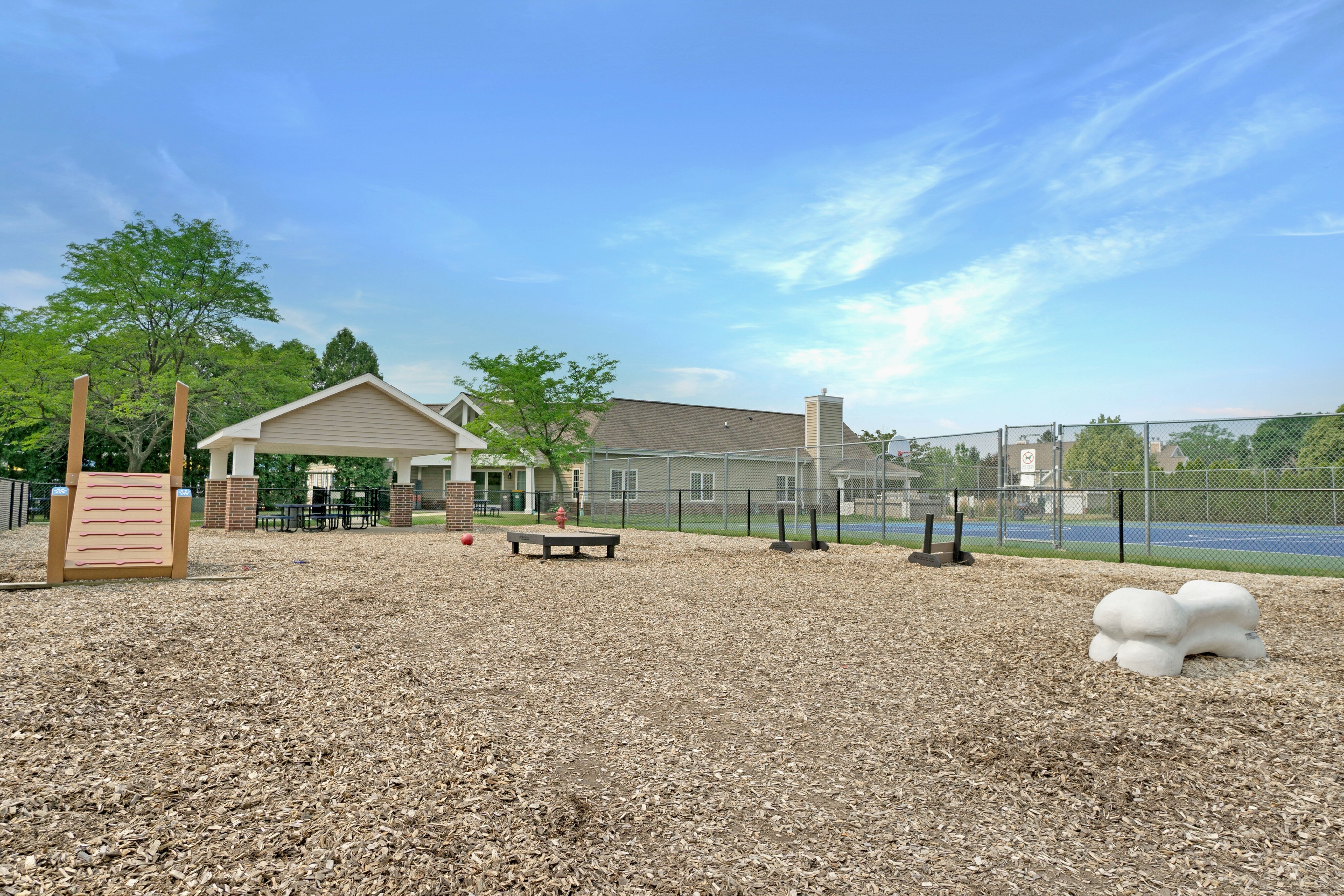 Manchester Oaks Image 8