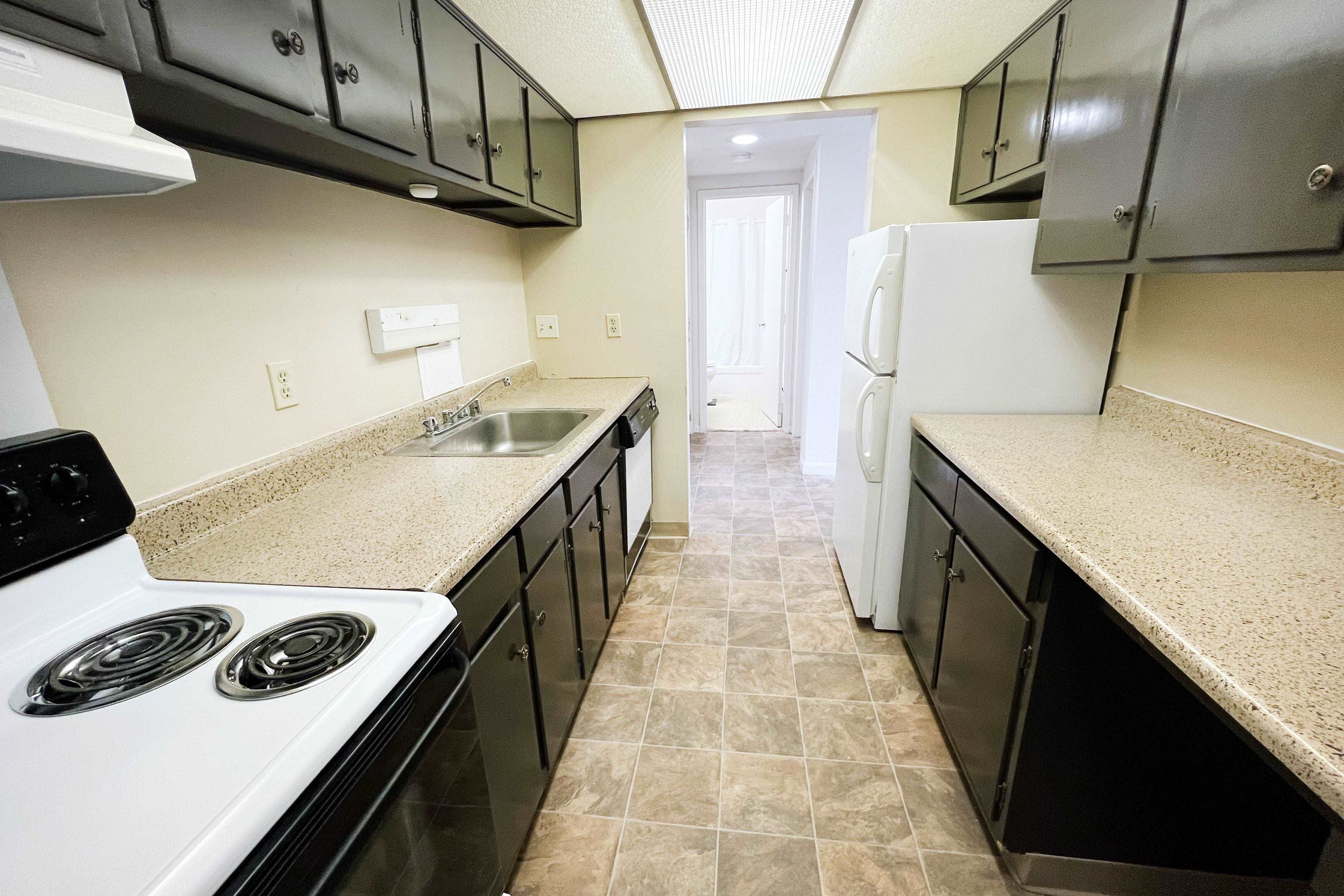 Forest Park Apartments Image 20