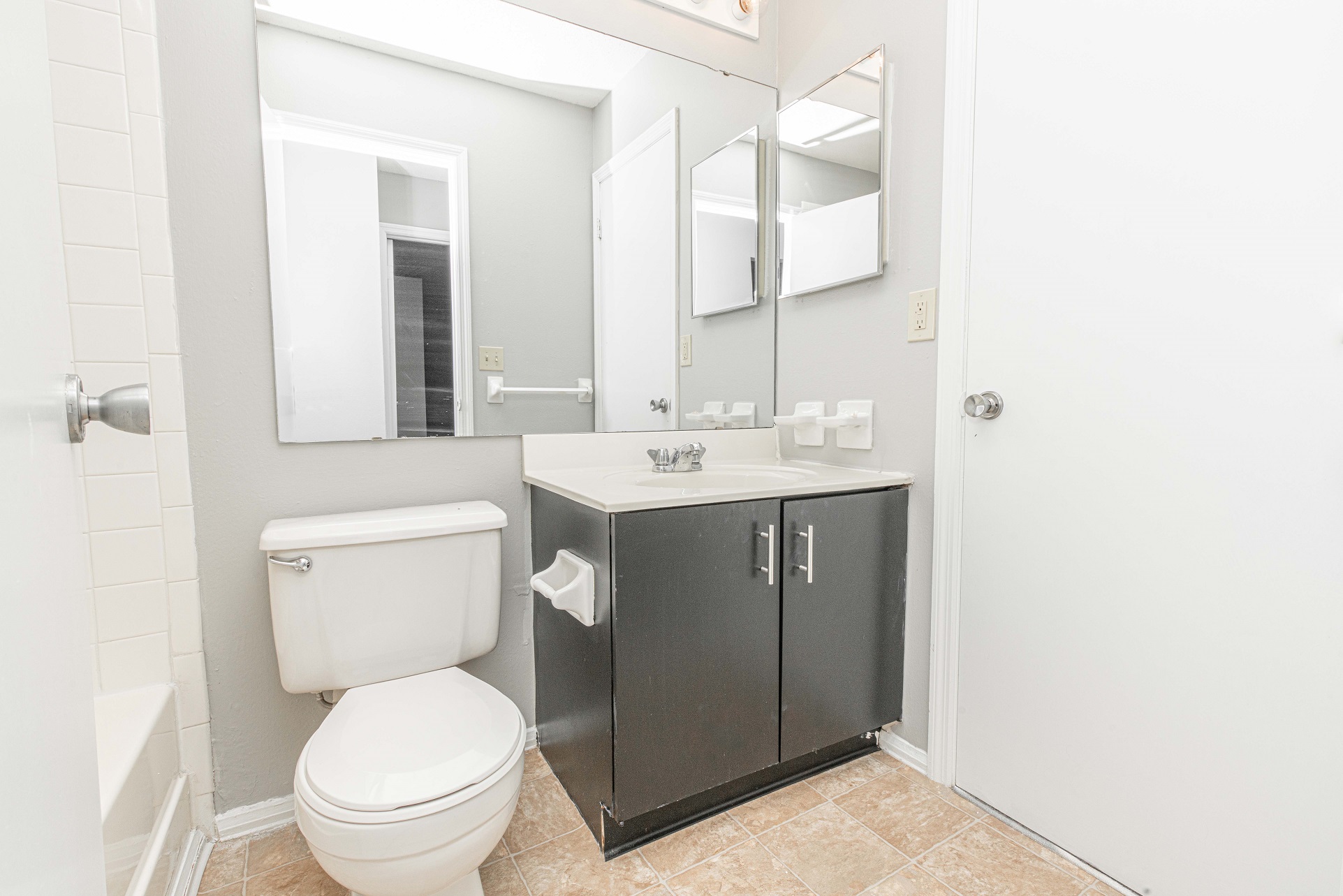 Waterford Manors Image 21