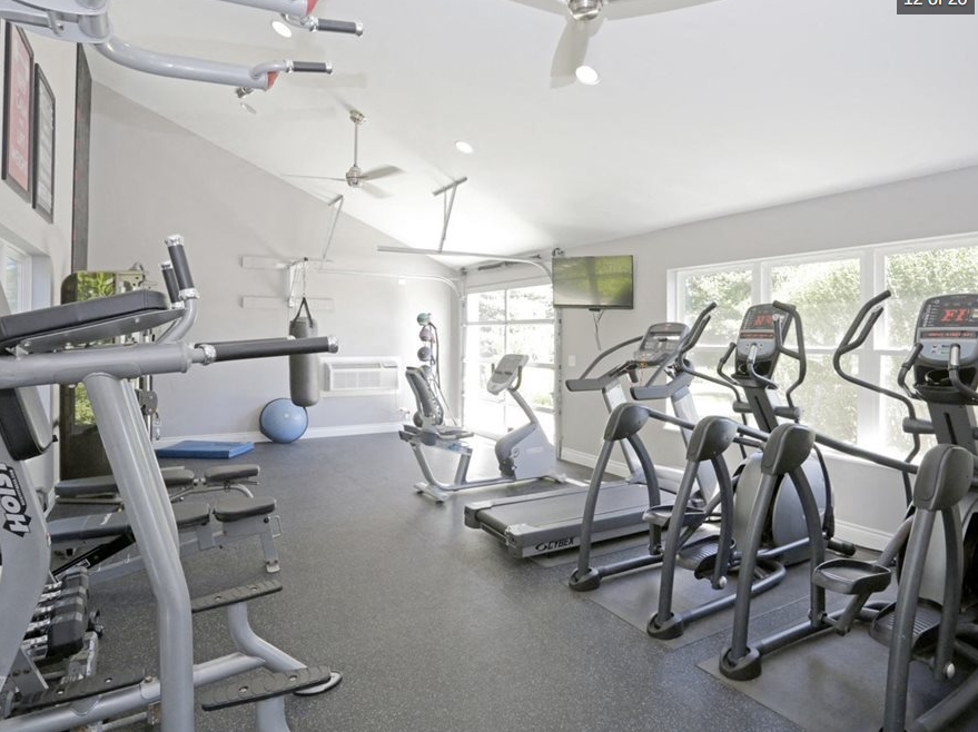 Skyridge Club Apartments Image 9