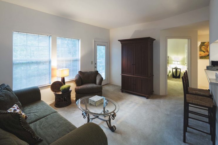 Crown Woods Image 22