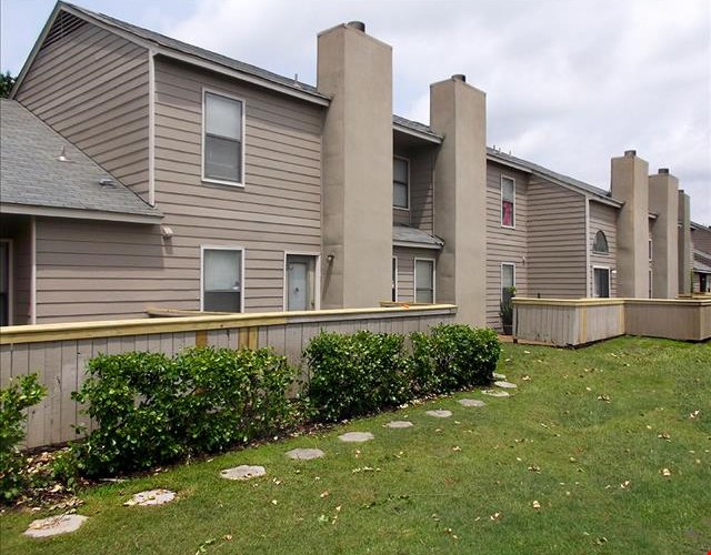 Apartments At Riverdale Memphis Apartmentsearch Com