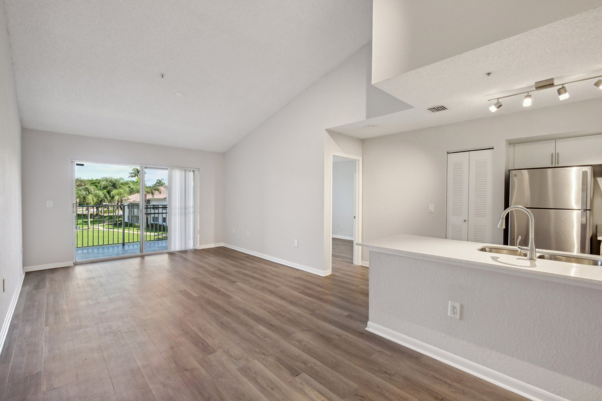 Waters Edge Delray Image 27