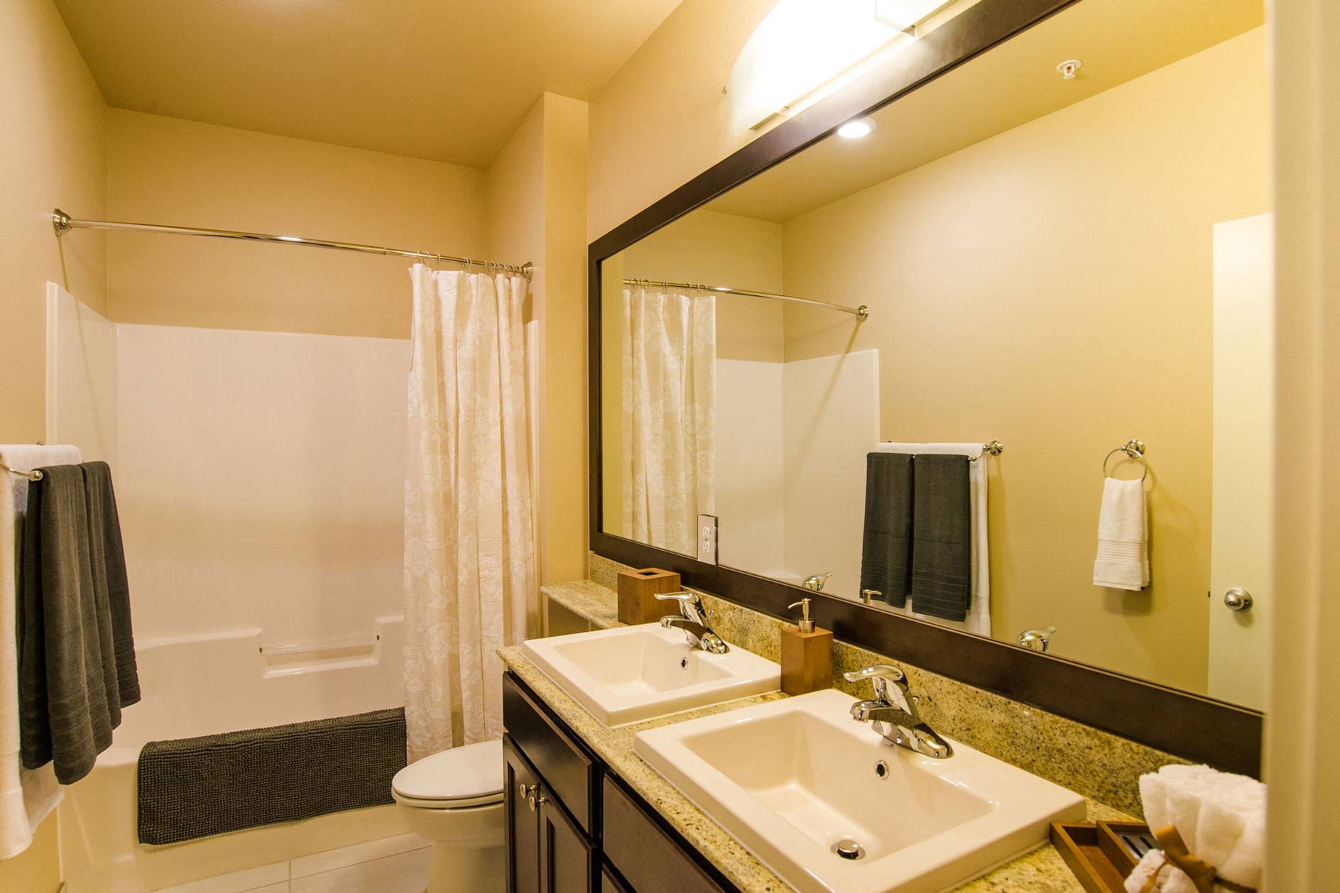 Siena Bathroom with Dual Sinks