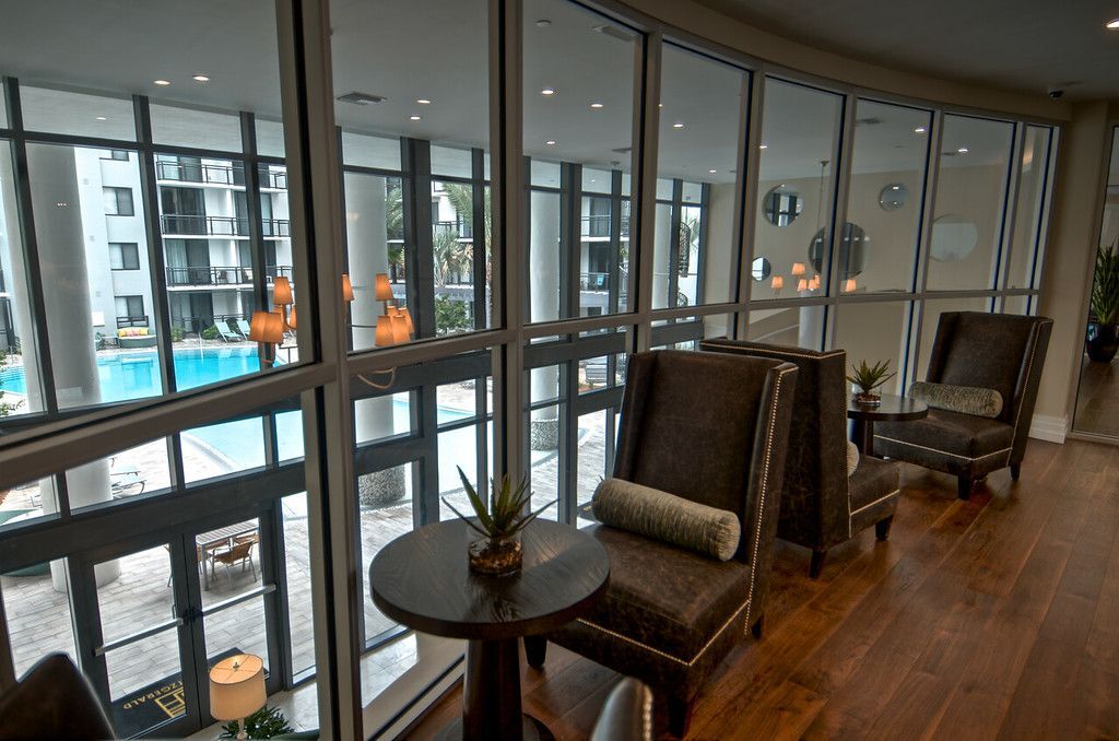 Overlook Lounge