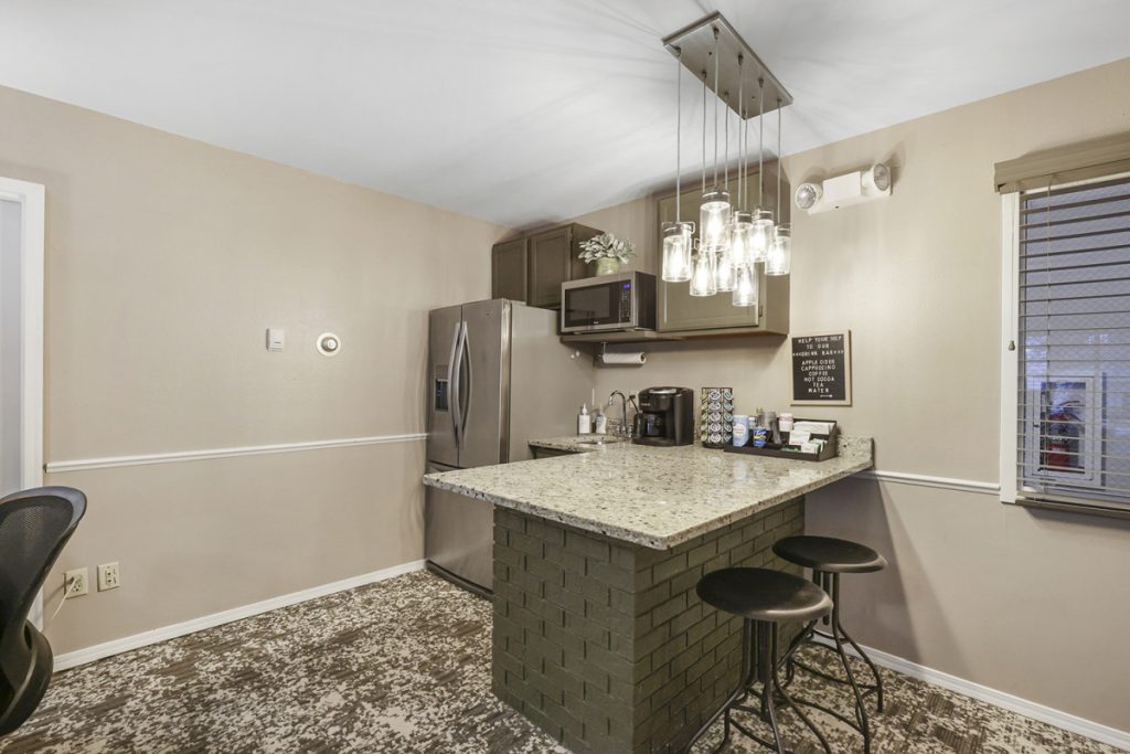 Carriage Oaks Image 5