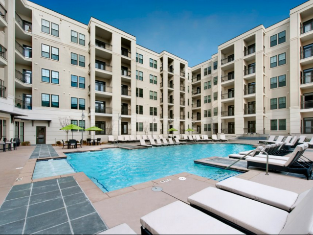 Elle of Buckhead Image 31