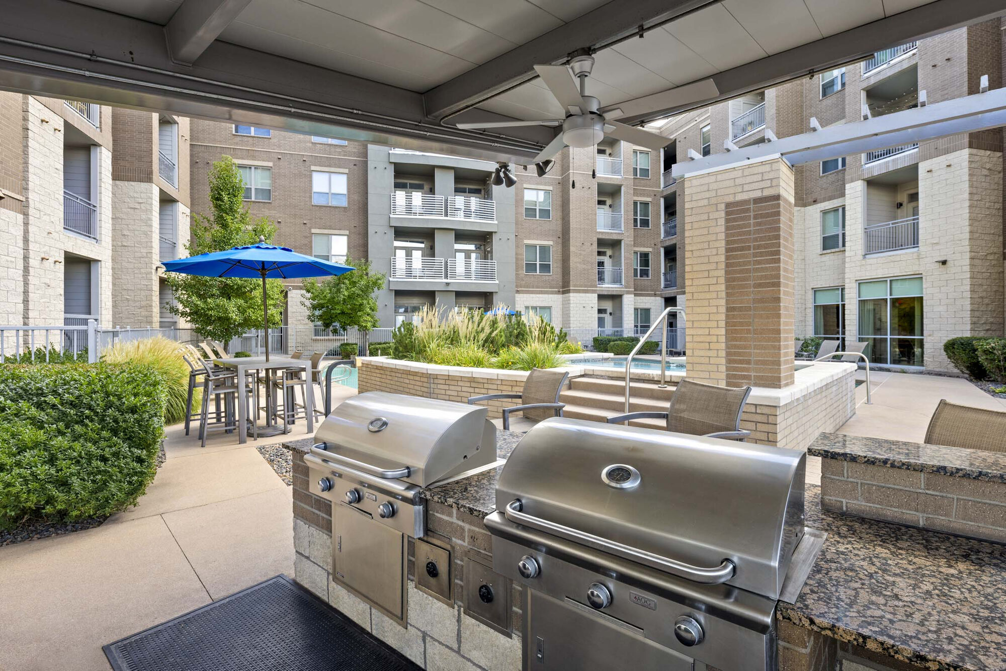 Camden Lincoln Station Image 22