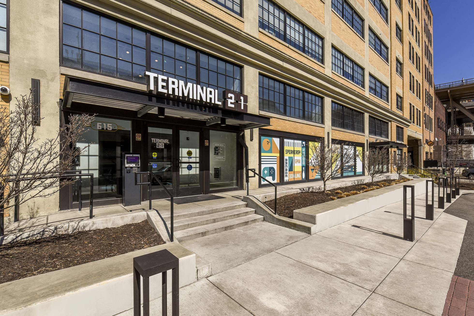 Terminal 21 Image 5