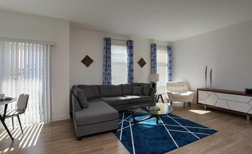 Elements on Third Image 16