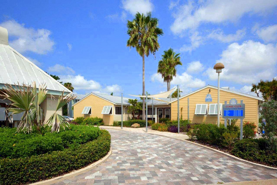 Coral Club Apartment Homes Image 18