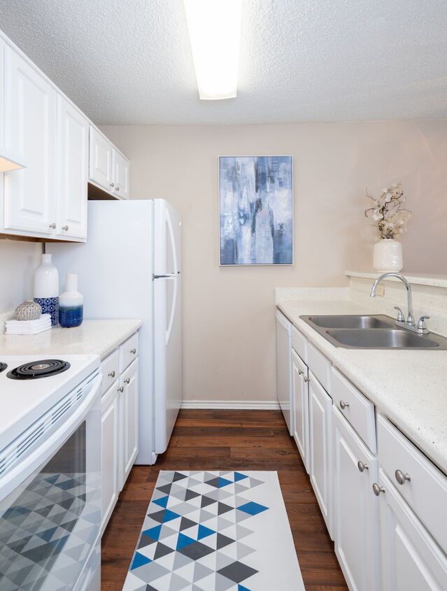 Charter Oaks Image 7