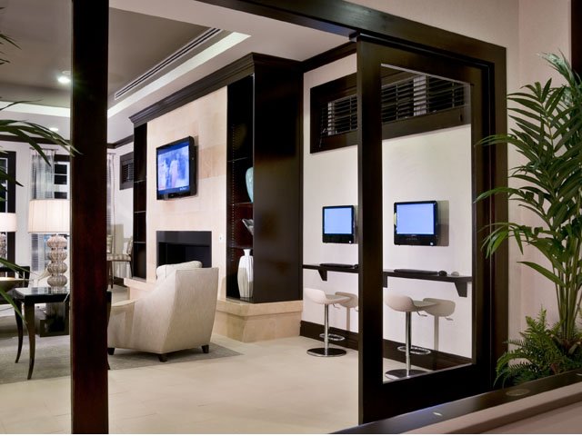Impeccably designed Clubhouse complete with flat screen HD TV, computer stations and WiFi accessibility.