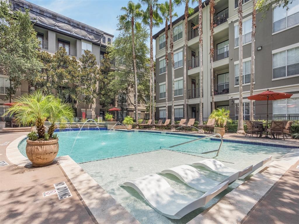 The Plaza Museum District Image 16