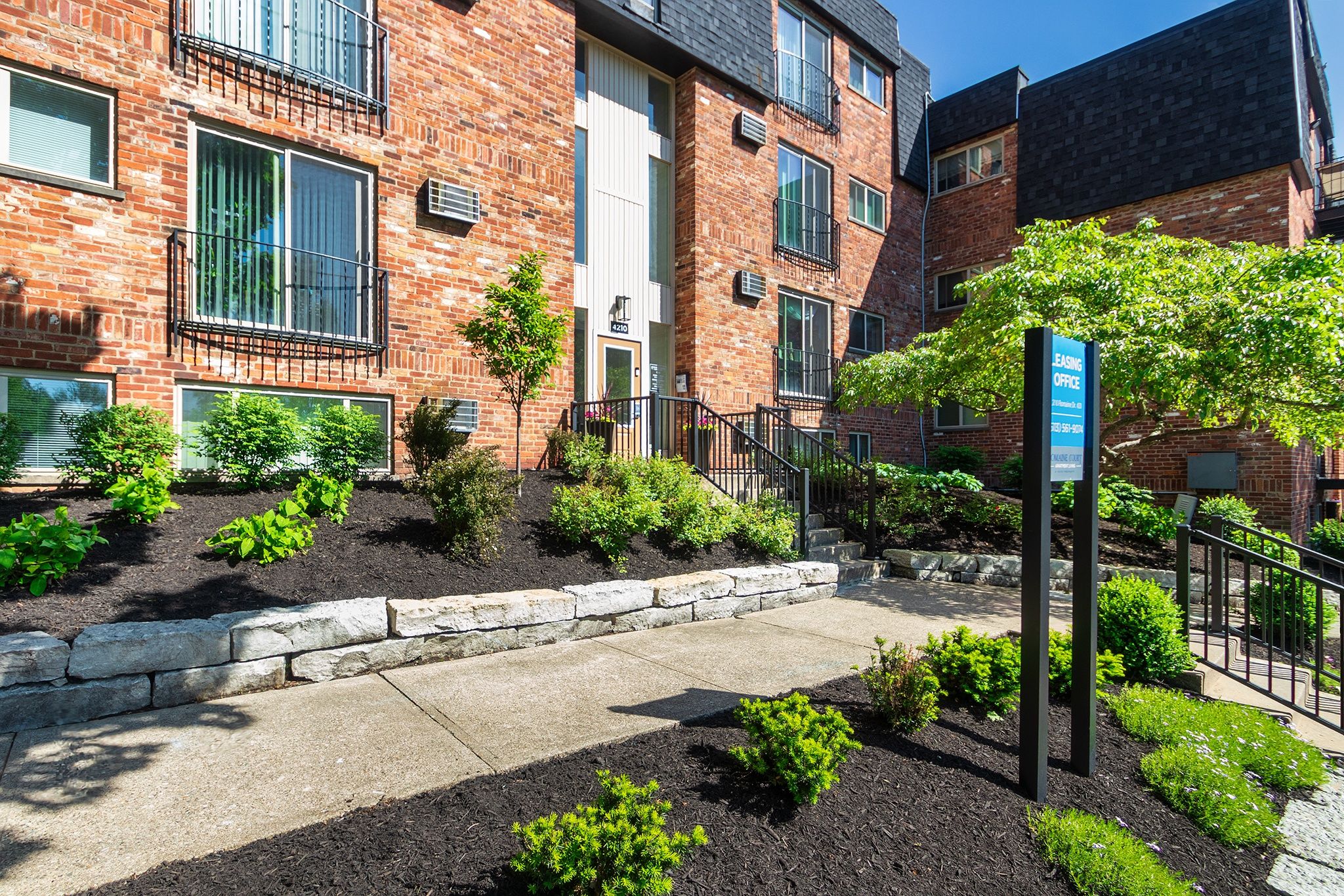 Romaine Court Image 34