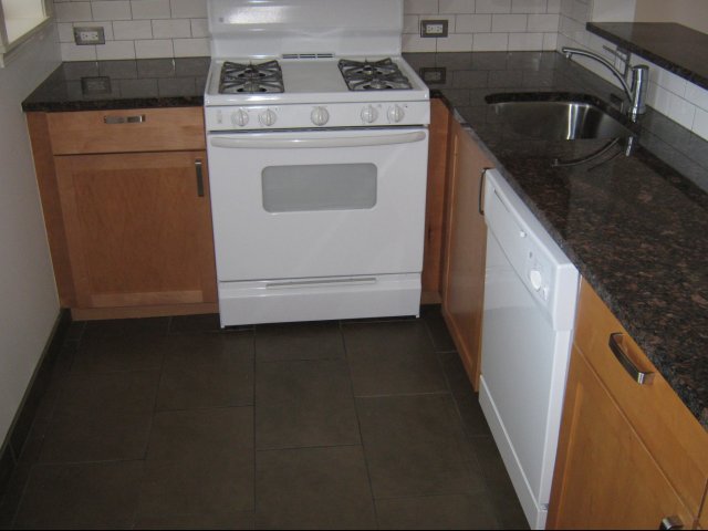 5400-5406 S Maryland Avenue Image 8