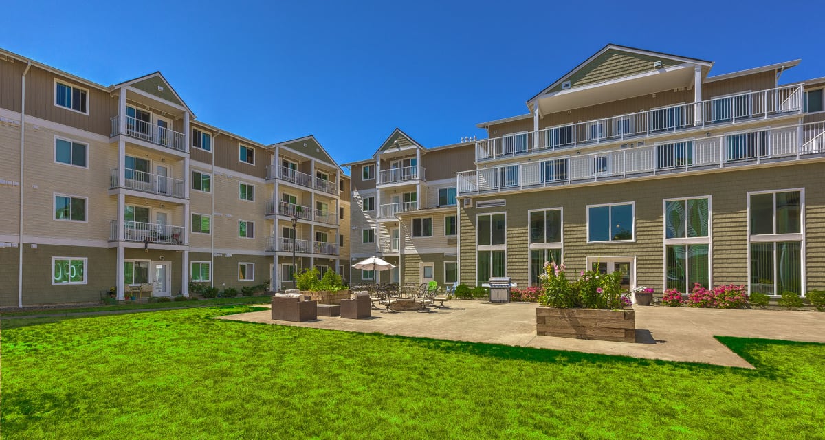 Vintage at Tacoma Senior Apartments Image 2