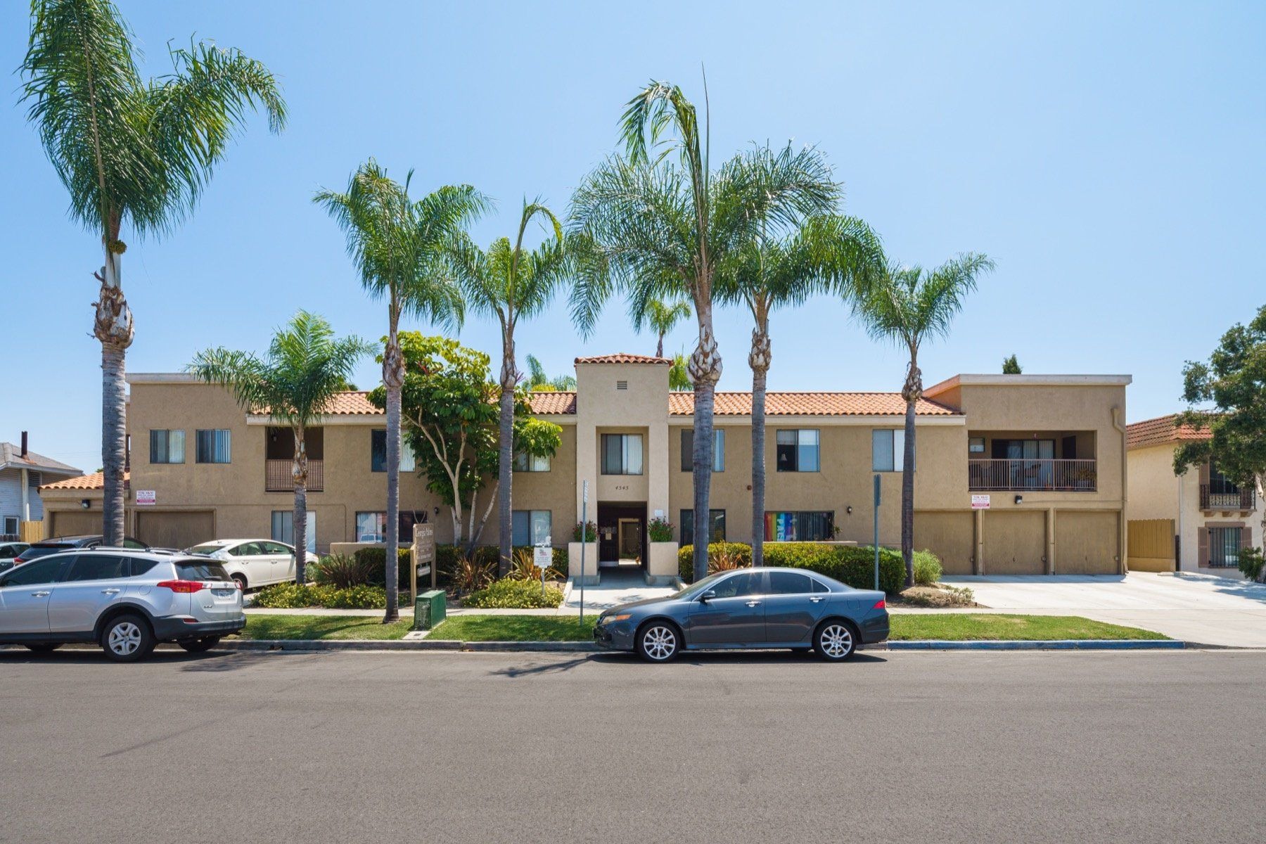 Georgia Palms Apartment Homes Image 1