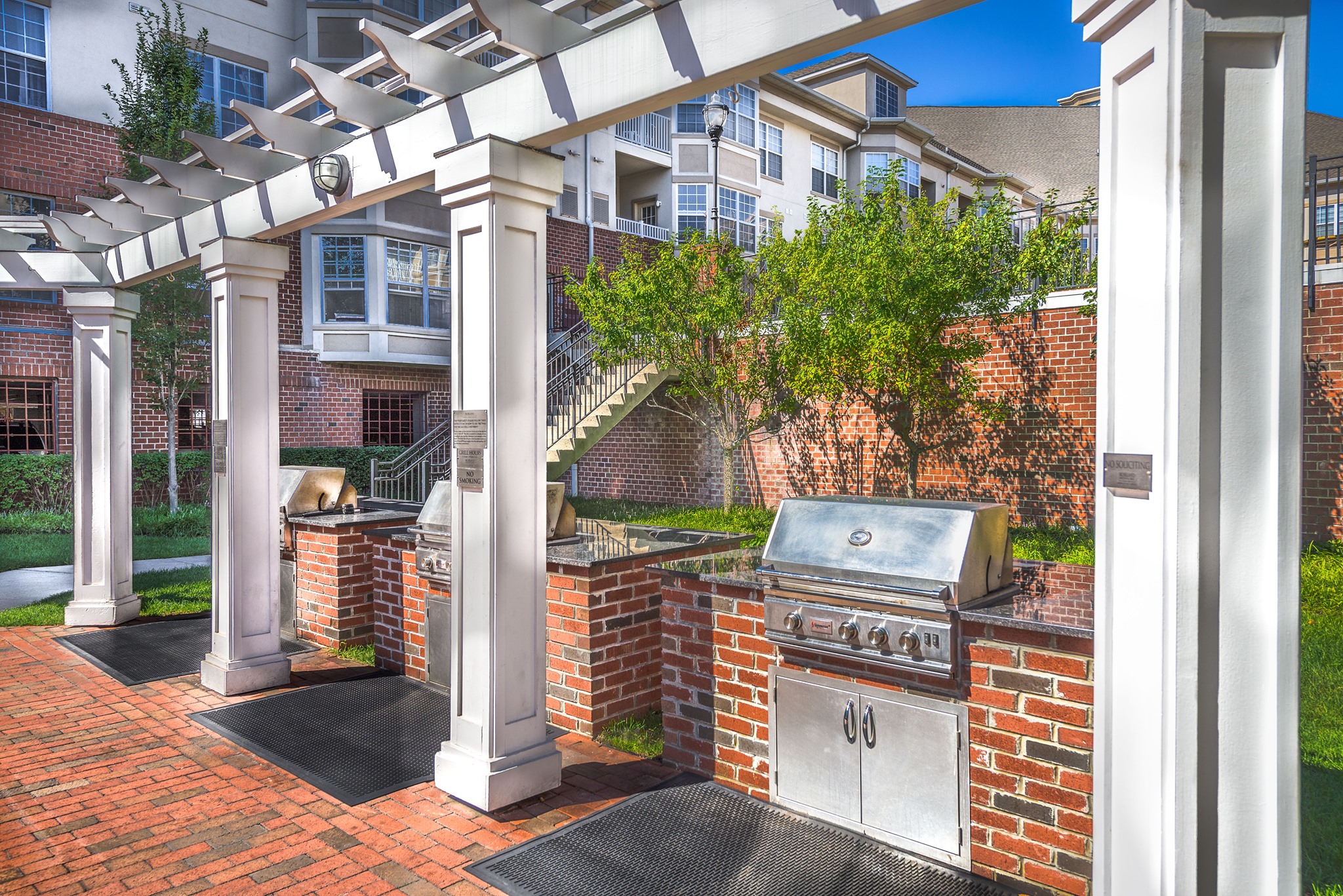 Riverbend at Port Imperial Image 4