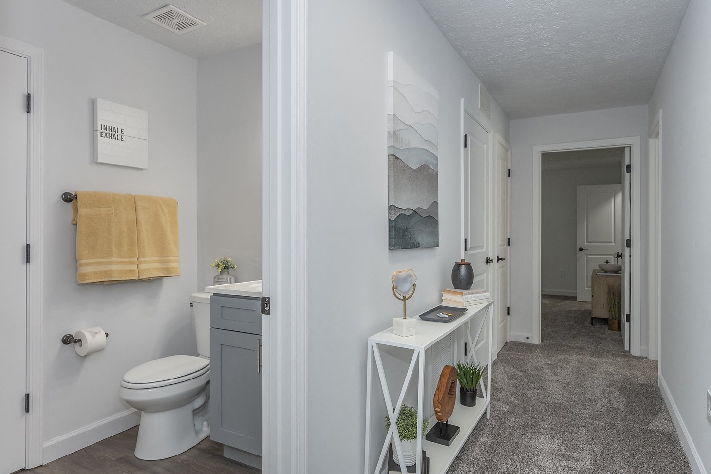 Hilltop Apartments Image 17