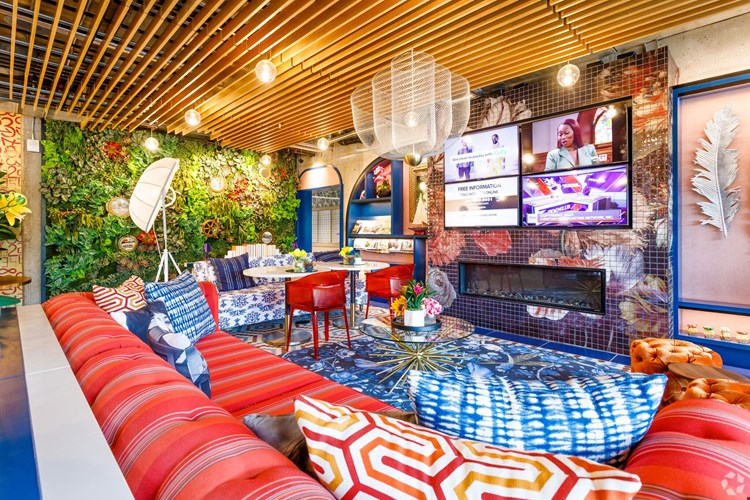 City Club Apartments Lafayette Park