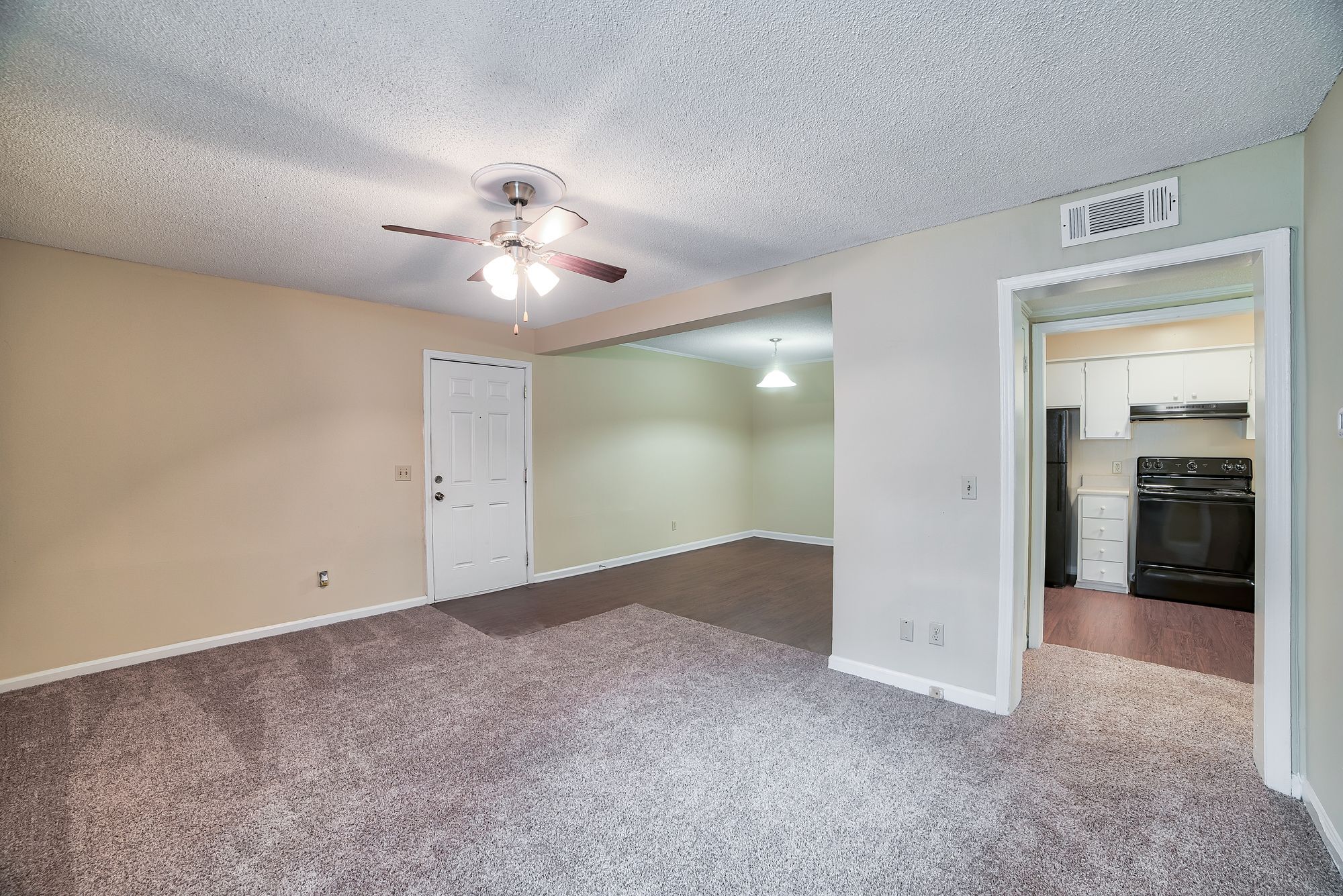 Patriot Place Apartments Image 3