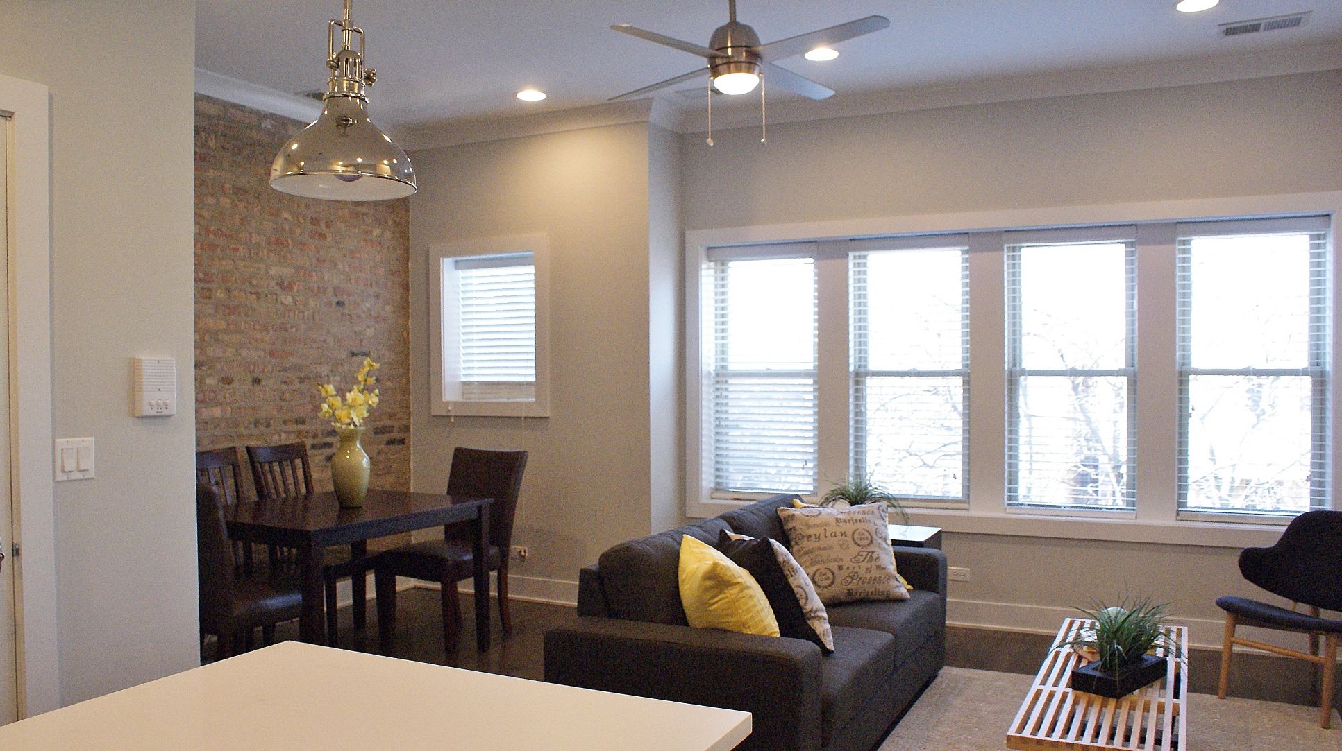 3915-21 N. Janssen Image 9