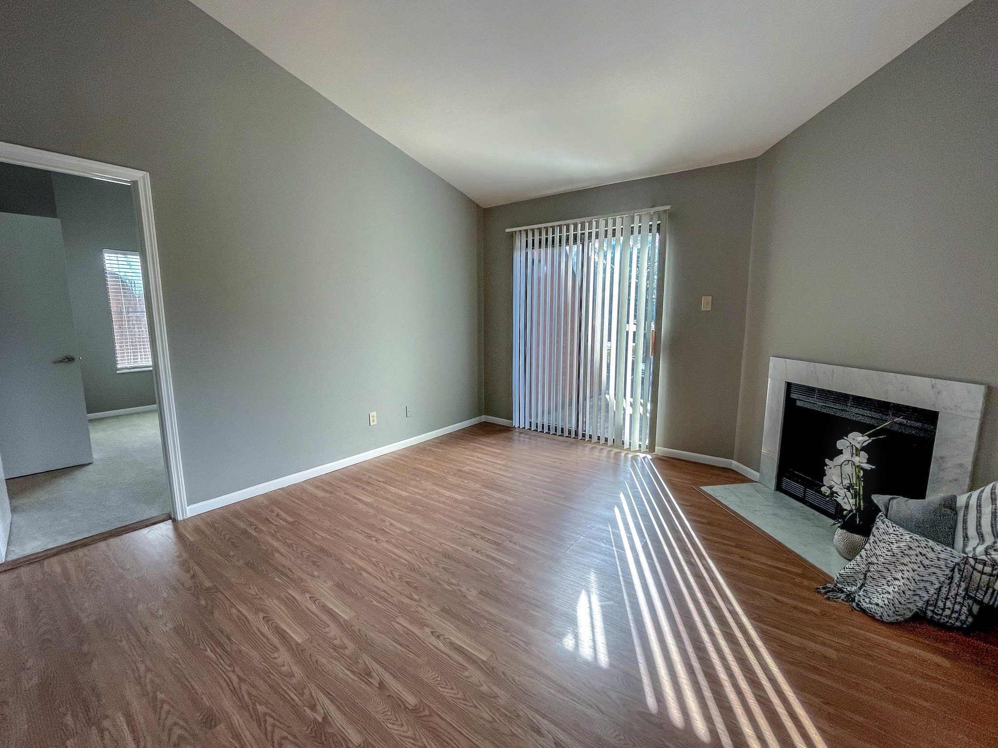 South Summit Apartments Image 17