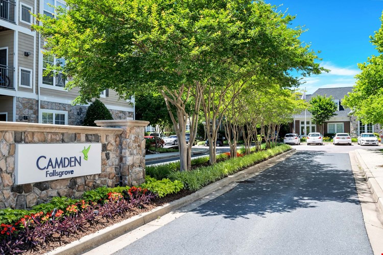 Camden Fallsgrove Image 25