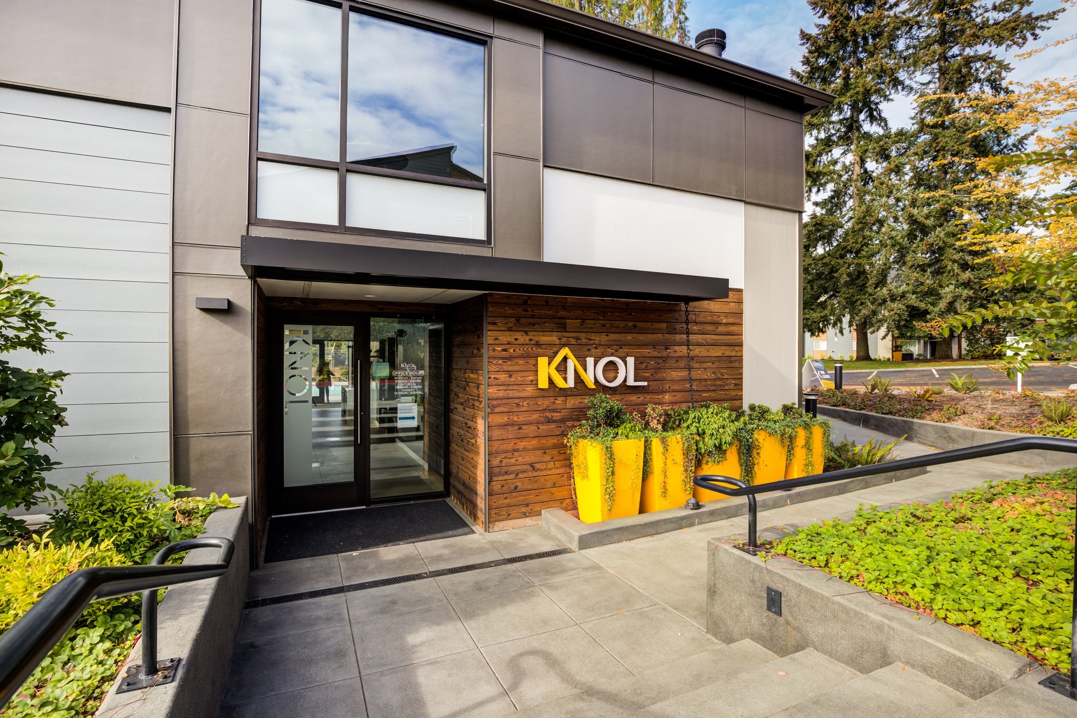 Knol Apartments Image 16